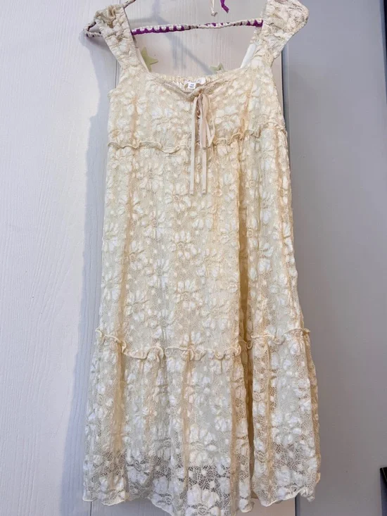 Boho Lace Mini Dress in Cream - Picture 3 of 3